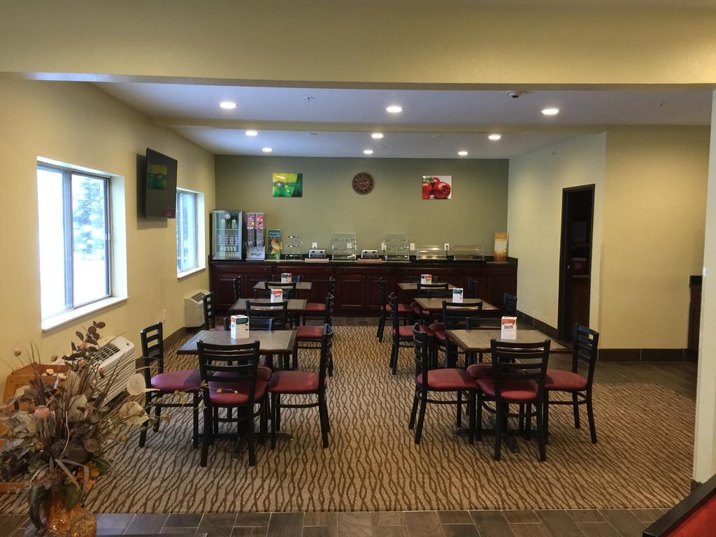 Quality Inn & Suites Wisconsin Dells Downtown - Waterparks Area Exteriör bild