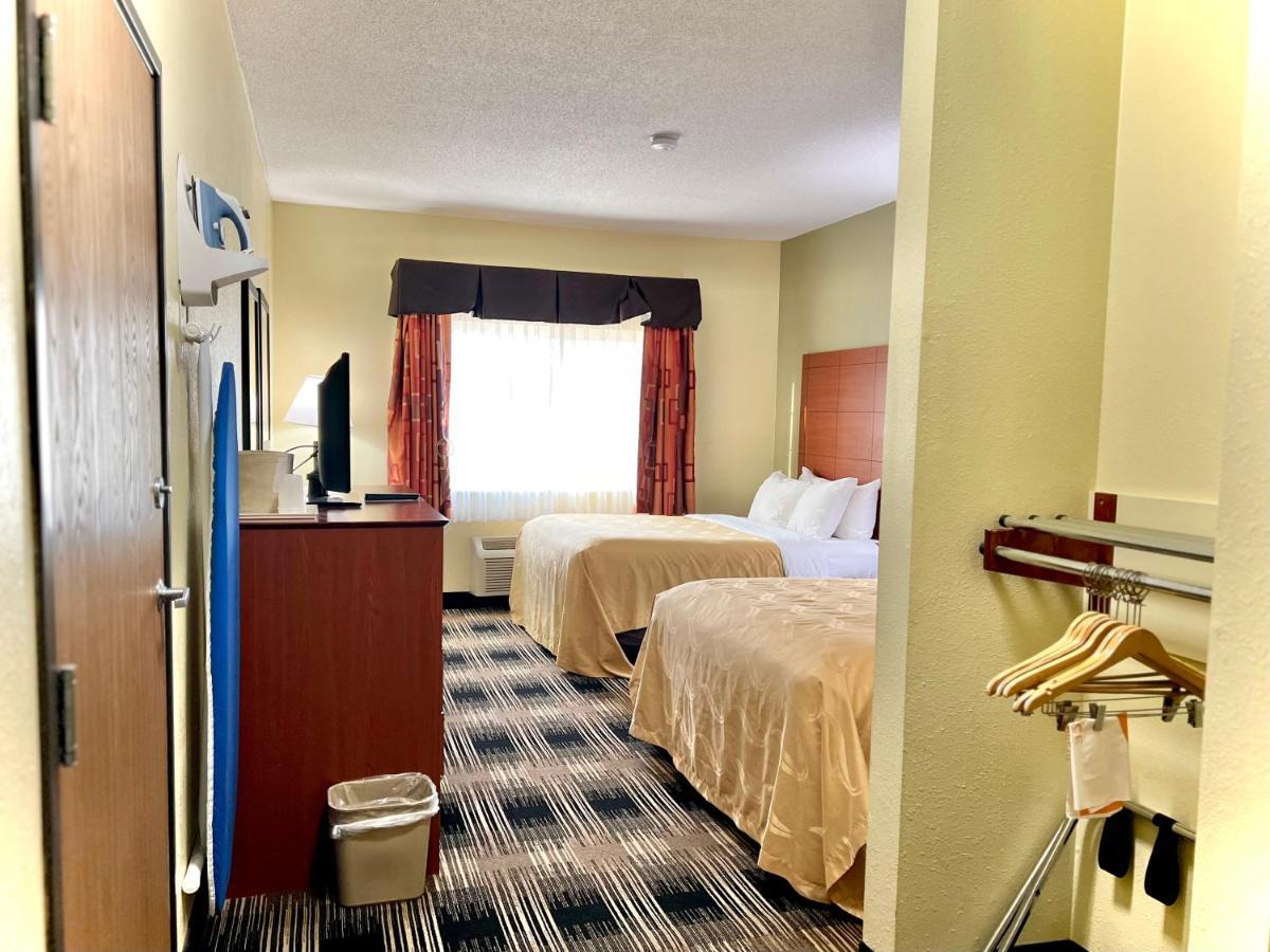 Quality Inn & Suites Wisconsin Dells Downtown - Waterparks Area Exteriör bild